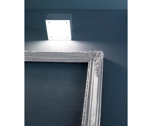 Davide Groppi & Alberto Zattin Design  Glass - Metal wall lamp   100-240 V - 50/60 Hz HALOGEN MAX 100 W - R7s LED 12 W - 743 lm Actual product may vary from images shown on website. Please contact info@rifugiomodern.com  for finish samples. 