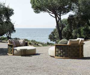 Palinfrasca Love Seat, with its immediately recognisable iconic shape, pays tribute to the 1994 work by Luca Meda is available at Rifugio Modern.