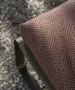 Phoenix Pouf available at Rifugio Modern. It is a dense weave made entirely by hand, with a motif reminiscent of the Mediterranean tradition of baskets and panniers