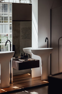 Nudo | Mirror