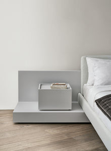 Cliff | Bed