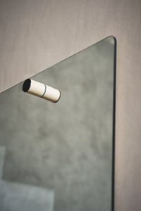 Dot Line | Mirror