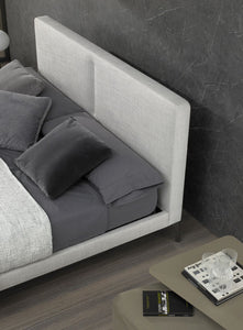 Erin | Bed