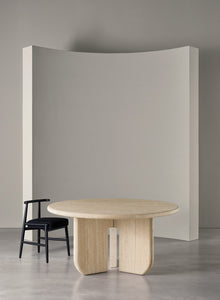 Italo | Table