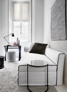 Law | Sofa