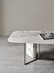 Plinto | Table