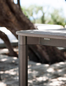 Piper | Table