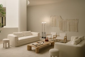 Roger Ghost | Sofa