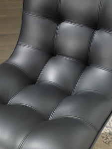 Turkana | Armchair