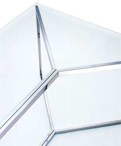 Carlomagno | Table