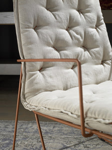 Syrma | Armchair