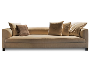 Lucus | Sofa  Designed by Vincent Van Duysen for Molteni&C  Available at Rifugio Modern Italian Furniture of Colorado Wyoming Florida and USA. Molteni&C Available at Rifugio Modern. 
