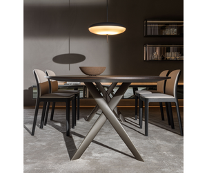Gatwick | Table  Designed by Rodolfo Dordoni for Molteni&C  Available at Rifugio Modern Italian Furniture of Colorado Wyoming Florida and USA. Molteni&C Available at Rifugio Modern. 