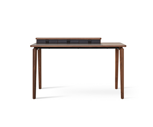 Note | Desk  Designed by Matteo Nunzaiti for Molteni&C  Availabe at Rifugio Modern Italian Furniture of Colorado Wyoming Florida and USA. Molteni&C Availabe at Rifugio Modern. 