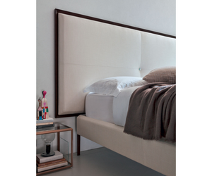 Sweetdreams | Bed  Designed by Ron Gilad for Molteni&C  Availabe at Rifugio Modern Italian Furniture of Colorado Wyoming Florida and USA. Molteni&C Availabe at Rifugio Modern. 