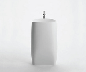Designed by Patricia Urquiola for Agape Made in white Cristalplant® biobased or in white Carrara, grey Carnic, black Marquina, green Alpi or Emperador dark marble, it echoes the unmistakable style of sanitary collection of the same name, dominating the space with its soft and strong volume, carved like a monolith. Available with floor or wall drain version. Actual product may vary from images shown on website. Please contact info@rifugiomodern.com for fabric and finish samples.