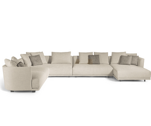 Cleo | Sofa  Designed by Vincent Van Duysen for Molteni&C  Available at Rifugio Modern Italian Furniture of Colorado Wyoming Florida and USA. Molteni&C Available at Rifugio Modern. 