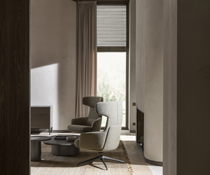 Piccadilly | Armchair  Designed by Rodolfo Dordoni for Molteni&C  Available at Rifugio Modern Italian Furniture of Colorado Wyoming Florida and USA. Molteni&C Available at Rifugio Modern. 