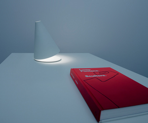 Federico Delrosso Design for Davide Groppi Metal Table lamp with dimmer 100-240 V - 50/60 Hz LED MAX 5 W - E14 Actual product may vary from images shown on website. Please contact info@rifugiomodern.com for finish samples.